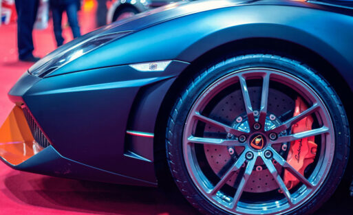 car-driving-fast-sports-car-18296